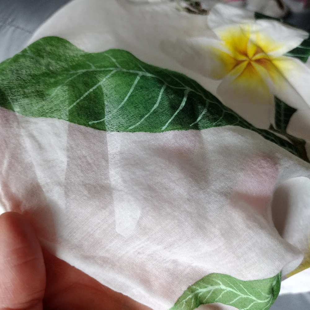 Soft magnolia print cotton fabric, almost silk like, thin and smooth